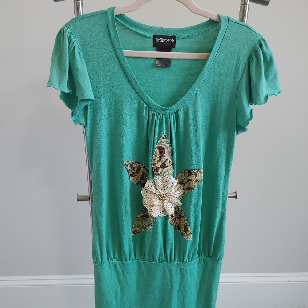 Hot Tempered Size M Women's Flower Center Short Sleeve Above Knee Dress Green